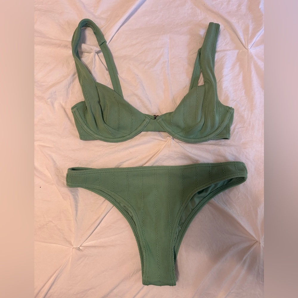 Billabong Bikini Set